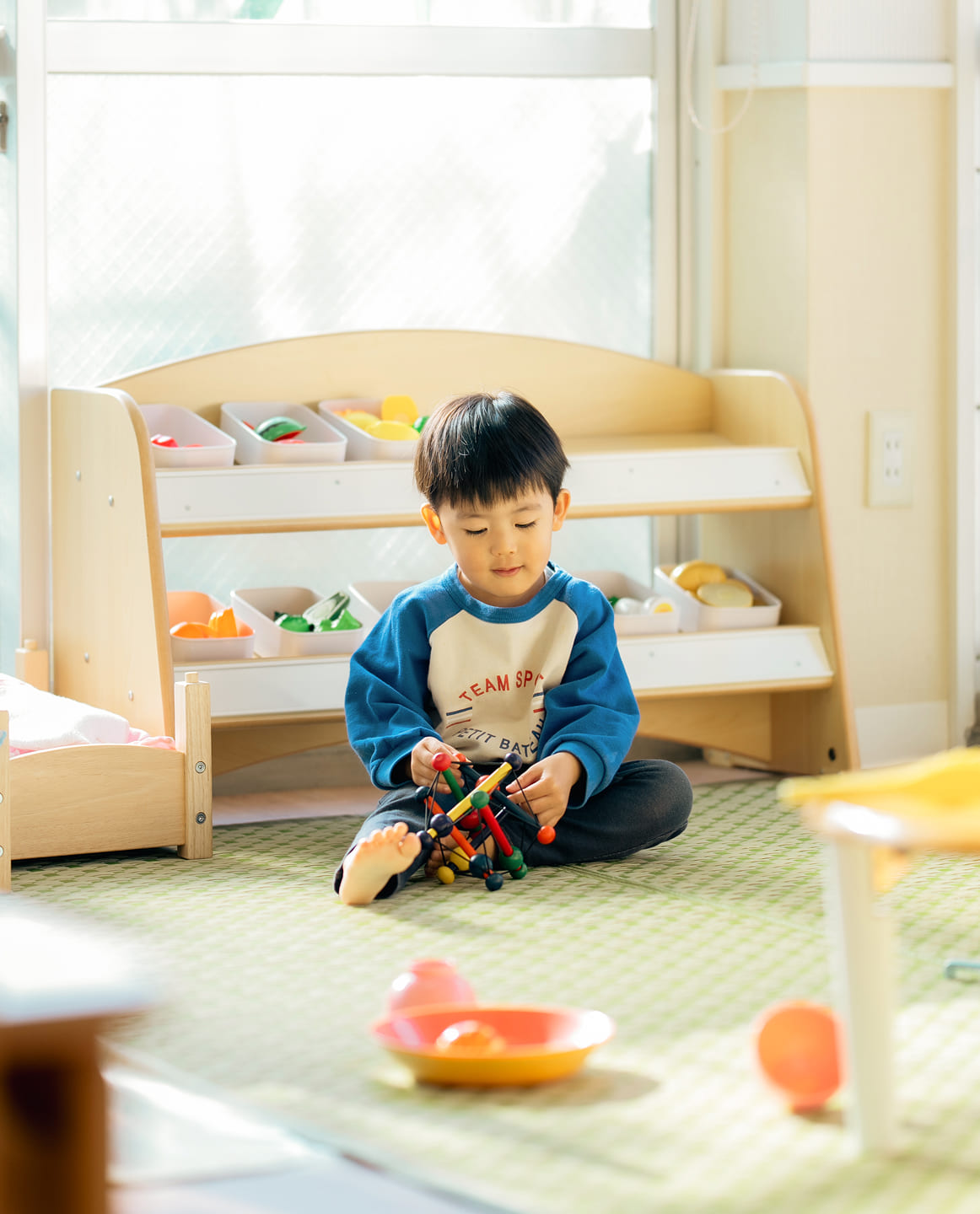 笑顔で登園する女の子